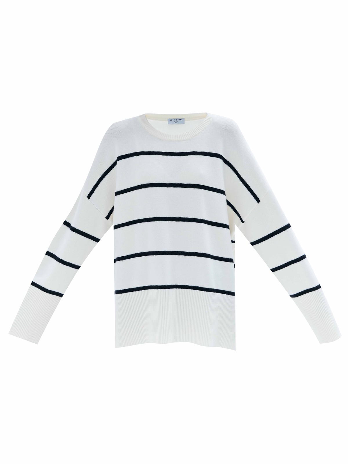 Объемный свитер с разрезами по бокам, цвет: МОЛОЧНО-ЧЕРНЫЙ Allweneed
Свитер свободного кроя с разрезами по бокам. Материал согревает и очень приятно касается тела, поэтому вы можете проводить в нём время в прохладные вечера. Для офиса сочетайте свитер с юбкой миди, а для отдыха с удобными джинсами или брюками из трикотажа.