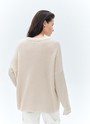 Свитер oversize, цвет: бежевый Allweneed Хлопковый свитер крупной вязки. Модель свободного силуэта, с круглой горловиной. Легко вписывается в весенний гардероб. Материал дышит и позволяет поддерживать оптимальный температурный режим. Мы рекомендуем носить его как самостоятельно, так и надеть под него футболку или рубашку. Это одна из наших любимых моделей для прогулок или уютных посиделок с подругой.
