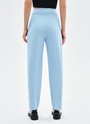 Брюки укороченные зауженные к низу, цвет: голубой Allweneed
Зауженные брюки на средней посадке из костюмной ткани. Модель на складке и со стрелкой. Ткань хорошо держит форму, поэтому изделие долго сохраняет свой первоначальный вид. Два кармана с отрезным бочком и скрытая застёжка на молнии. Брюки умеренного, классического силуэта, которые легко сочетаются с жакетом. База для офиса, деловых встреч и просто для жизни.
