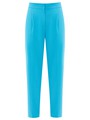 Брюки со средней посадкой, цвет: бирюзовый Allweneed
Прямые брюки на средней посадке. Скрытая застёжка на молнию и крючок. Два боковых кармана. Модель выполнена из приятной к телу костюмной ткани оптимальной для летнего периода плотности. Фасон не устареет и будет смотреться свежо не один сезон.