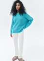 Свитер oversize, цвет: бирюзовый Allweneed Хлопковый свитер крупной вязки. Модель свободного силуэта, с круглой горловиной. Легко вписывается в весенний гардероб. Материал дышит и позволяет поддерживать оптимальный температурный режим. Мы рекомендуем носить его как самостоятельно, так и надеть под него футболку или рубашку. Это одна из наших любимых моделей для прогулок или уютных посиделок с подругой.