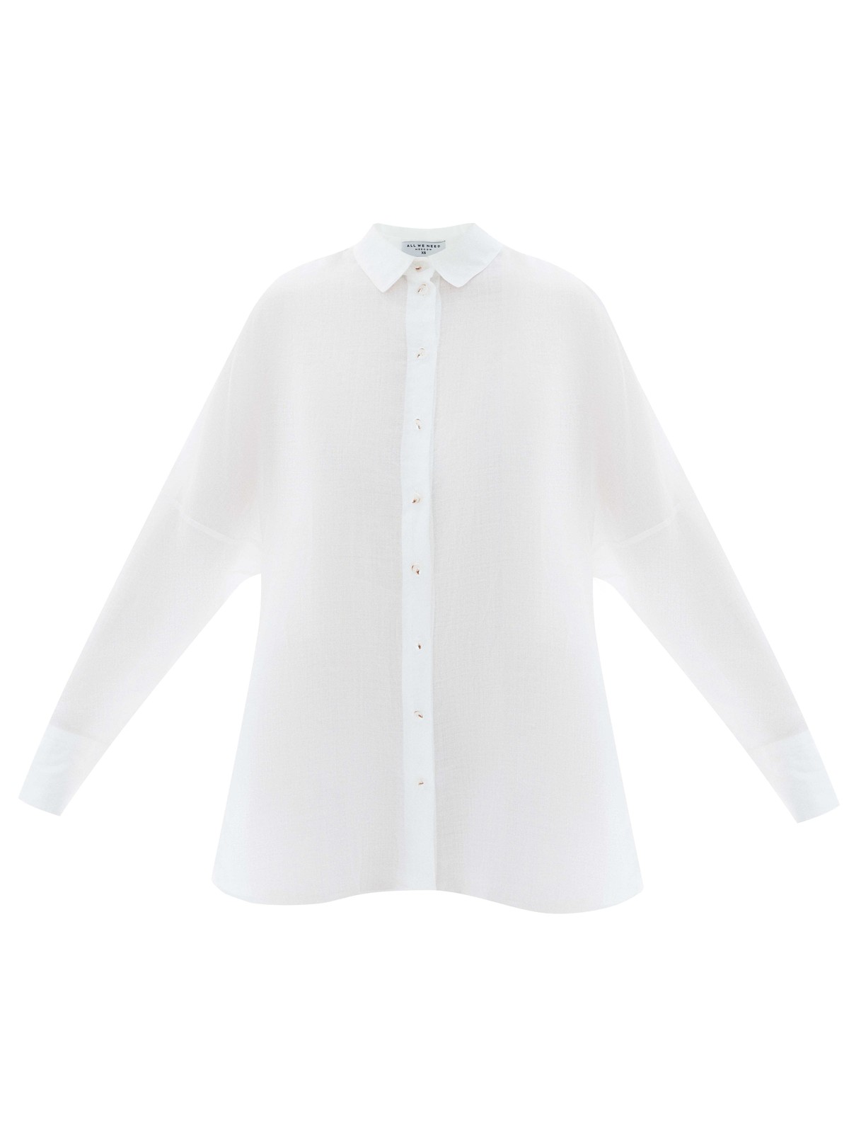 Рубашка широкого кроя. Застёжка на пуговицы, свободный рукав и спущенное плечо. Мы выполнили модель из приятной к телу ткани, благодаря ей вам будет комфортно в любую погоду этой весной. Округлый низ с разрезами, которые эффектно смотрятся и добавляют возможностей для стилизации образа. Рубашку можно носить самостоятельно или как альтернативу кардигану с платьями, футболками и топами.