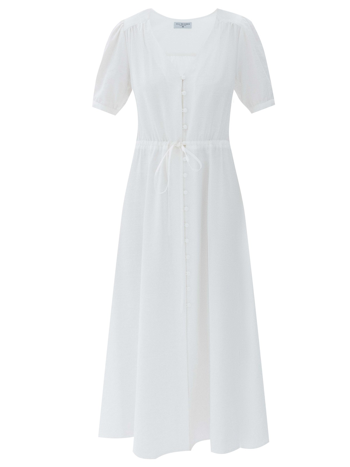 Платье приталенное на пуговицах, цвет: молочный Allweneed
Нежное платье, силуэт с акцентом на талии. V-образный вырез, короткие рукава с манжетами и тонкая кулиска, которую можно затянуть. При желании расстегните несколько пуговиц на юбке и сделайте образ чуть более игривым и смелым. Будучи немного наивной, модель создаёт ощущение, что вы француженка из старого кинофильма, даже когда вы просто прогуливаетесь по городскому парку.