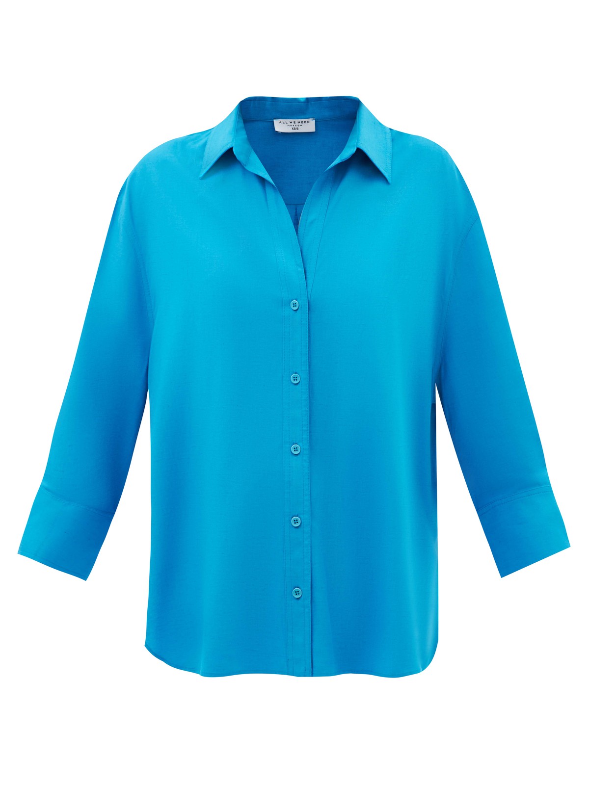 Рубашка oversize льняная, цвет: голубой Allweneed
Свободная рубашка изо льна. Натуральный лён хорошо отводит влагу, пропускает воздух и не вызывает аллергических реакций. Классический воротник, широкие манжеты и застёжка на пуговицы в тон. Спущенное плечо для свободы движений и дополнительного охлаждения. Рекомендуем сочетать с брюками или шортами из новой коллекции. В рубашке будет комфортно отправиться на пляж, прогулку по набережной или выйти в город.