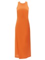 Платье с разрезом изо льна, цвет: ОРАНЖЕВЫЙ Allweneed
Платье изо льна с разрезом. Дышащий материал приятно касается тела, охлаждая кожу в жару, хорошо впитывает влагу и быстро высыхает. Актуальная длина миди, округлый вырез и скрытая застёжка на спине на молнию. Особое внимание мы уделили деталям: подобрали правильную плотность ткани, добавили перекрёстные широкие бретели на спине и чувственный разрез. В таком платье легко отправиться на прогулку по набережной, захватив с собой плетёную сумку из рафии или кожи и очки.